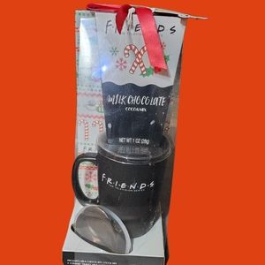 Friends 2022 Travel Mug Gift Set